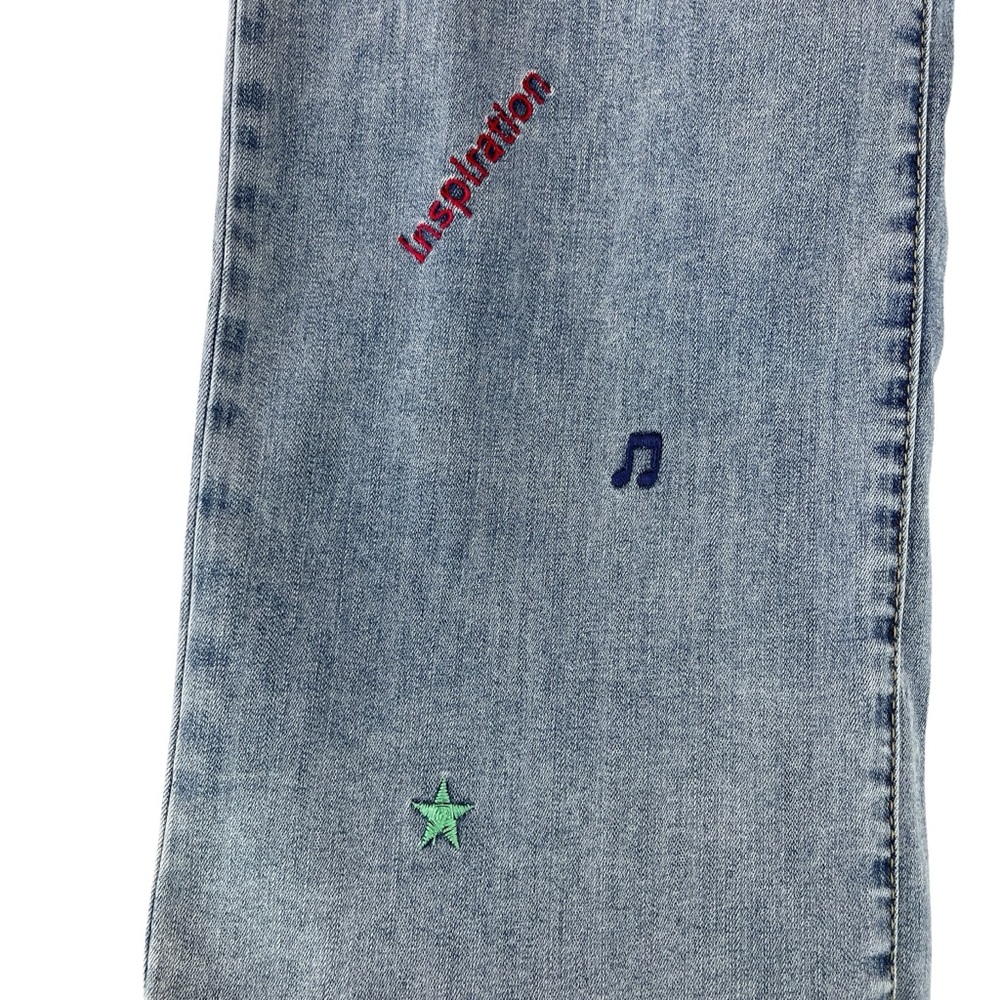 CHARLIE B Wide Leg Jeans Denim Whimsical Embroidered Icons Raw Hem Sz 8 - Picture 8 of 12